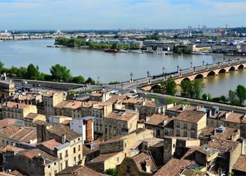 Séjour Temporaire en Résidence Seniors    à Val des Vignes 16250 dans la Charente