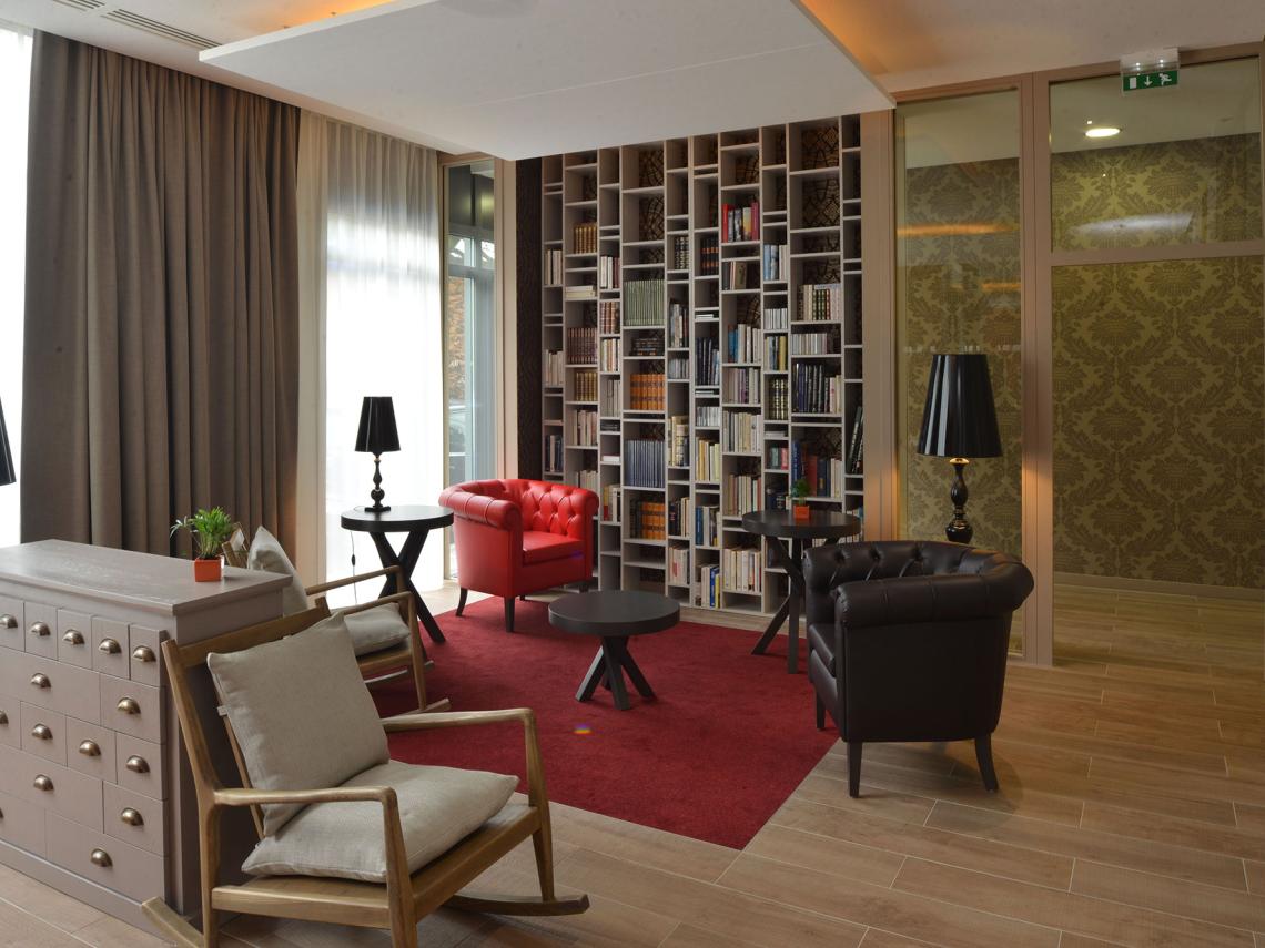  : Bibliothèque de la résidence pour seniors Cogedim Club Arcachon