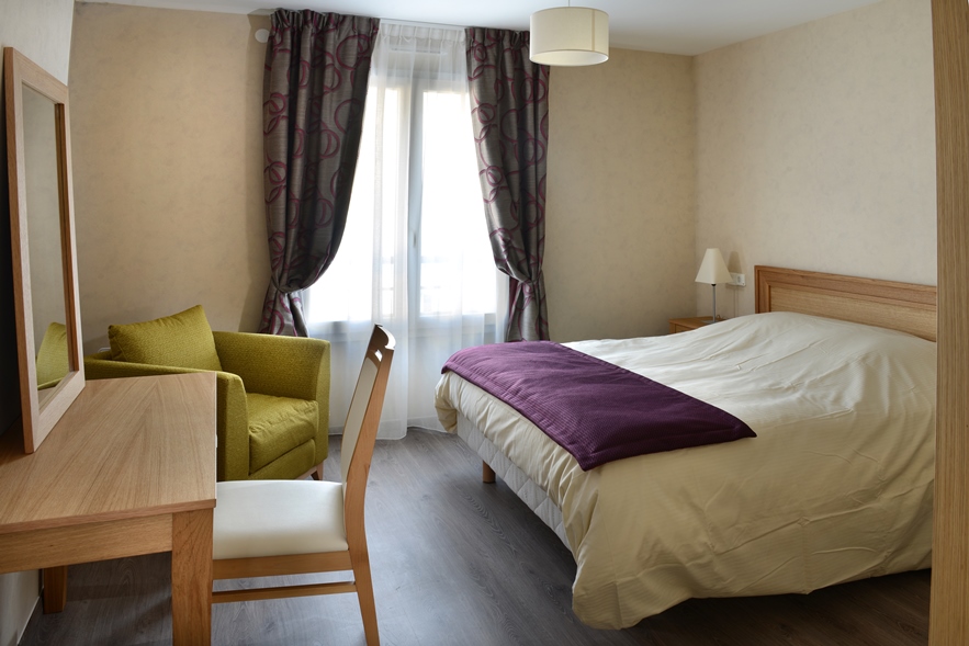  : Résidence Services Seniors DOMITYS Le Parc de Saint Cloud - Chambre